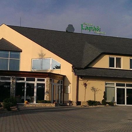 Penzion Lapas U Hoffera Нитра Экстерьер фото